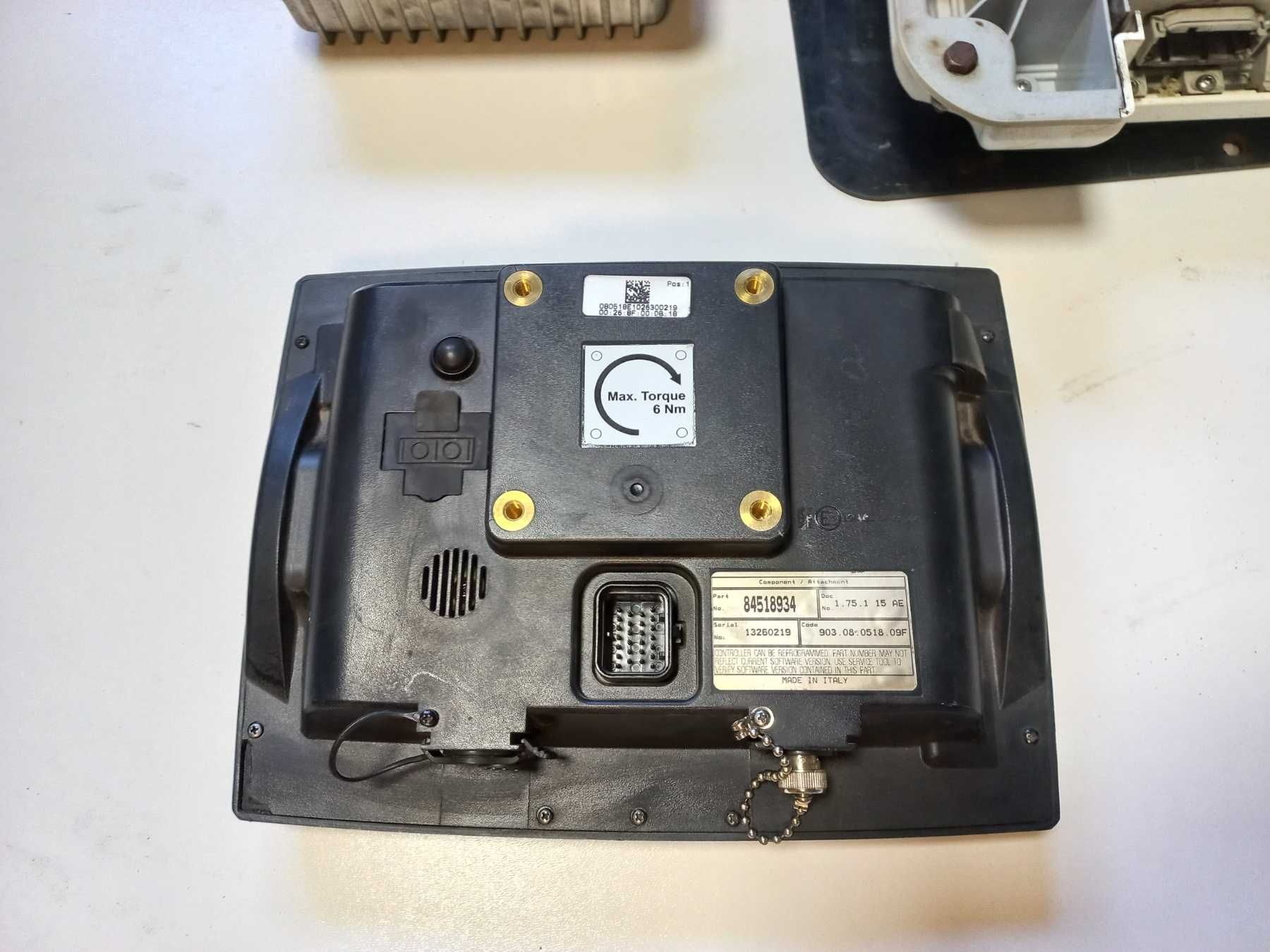 Комплект Autopilot Trimble/CNH Pro700 + AFS372 Lev2 + NavII Controller