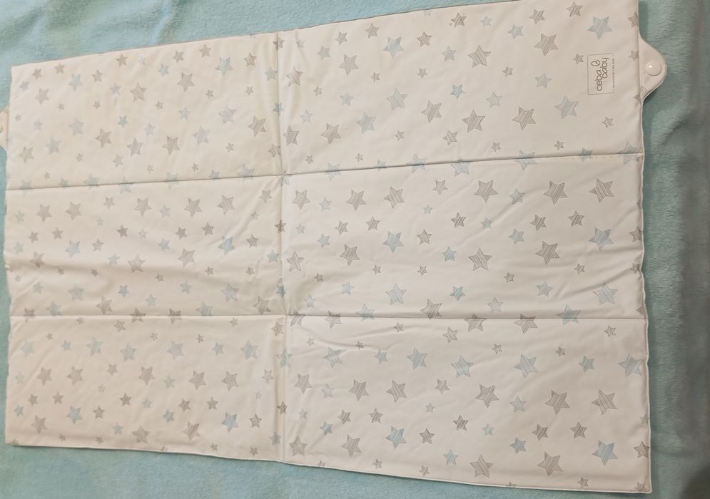 Mata ceratowa do przewijania niemowląt