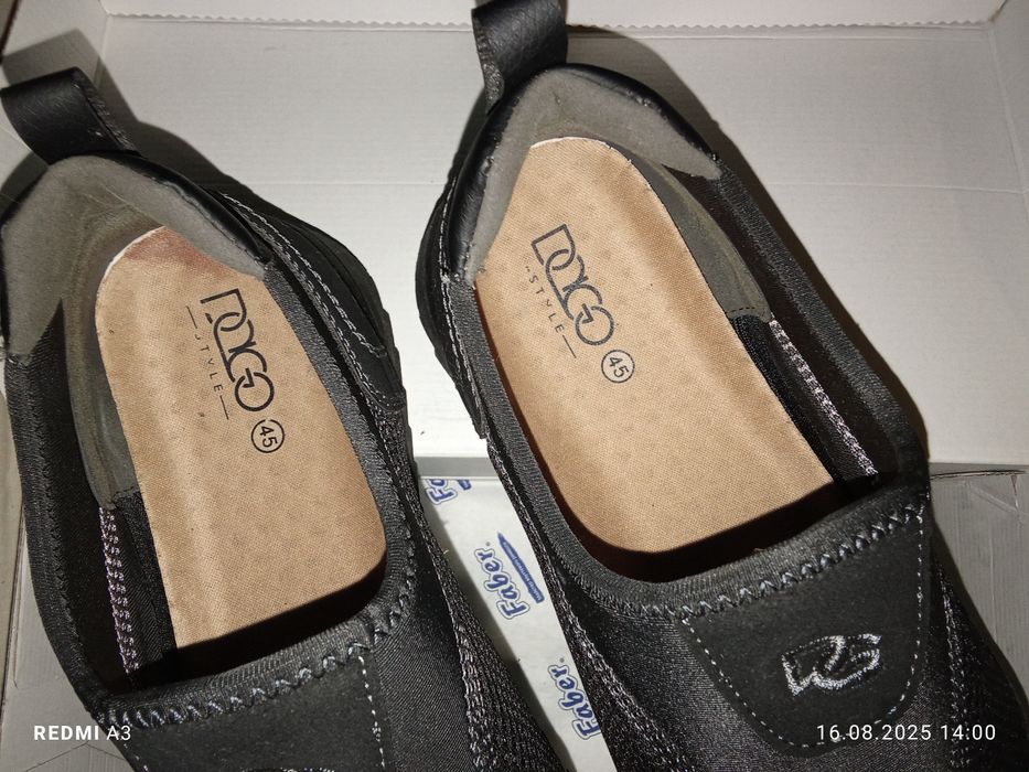 Обувь 45 размер лёгкие. Новые.