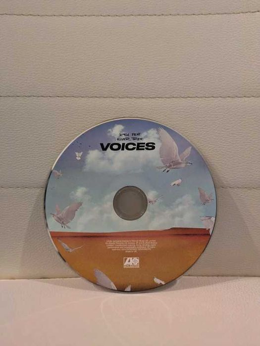 CD Autografado por KSI – “Voices” feat. Oliver Tree