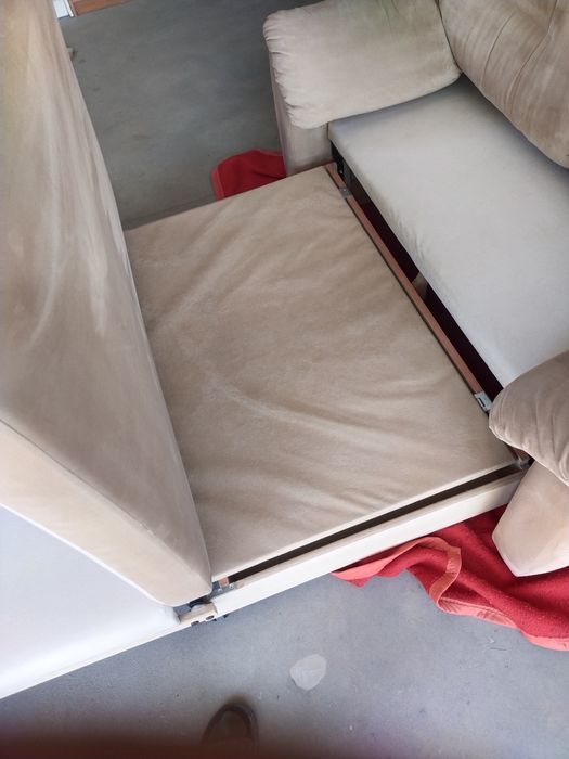 Wygoda rozkładana sofa