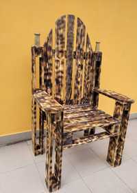 Krzesło ogrodowe - tron
