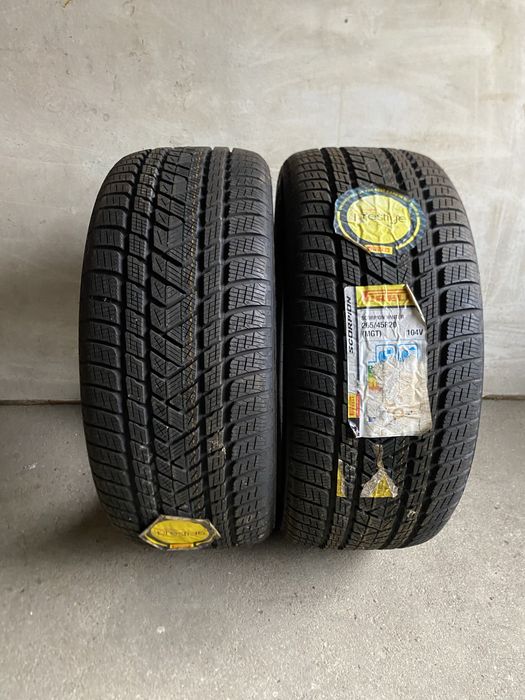 265/45/20 - Pirelli Scorpion Winter (NOVOS)
