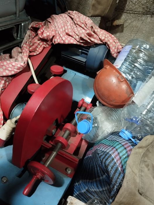 Відрізаний станок професійний