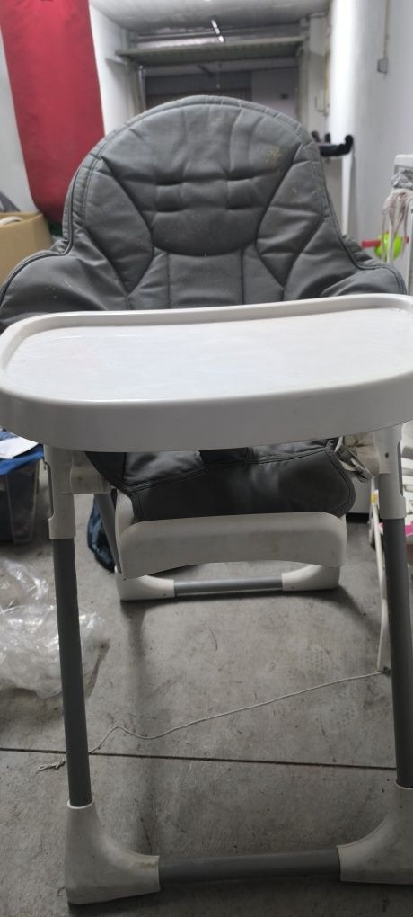 Cadeira da papa para bebé