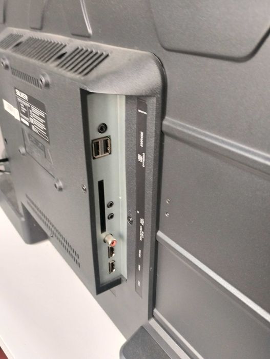 TV SILVER HD 32'  Modelo IP LE32/495523 Muito nova.