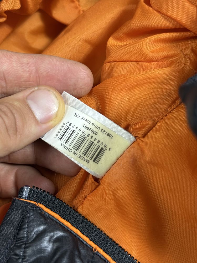 Куртка пуховик оригинал чёрная quechua размер 2xl