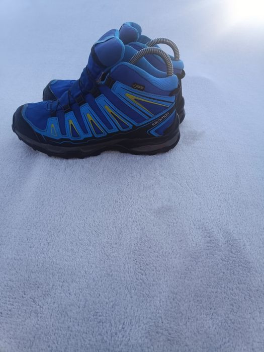 Женские кроссовки Salomon Gore Tex р37.5-38