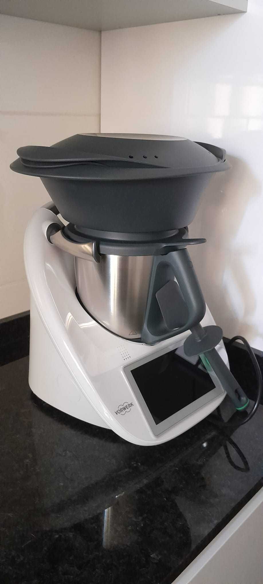 Robot de cozinha Bimby TM6 nova, na garantia