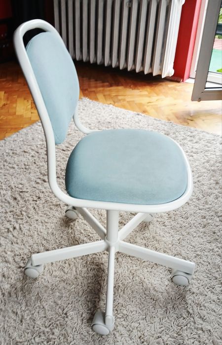Krzesło biurkowe fotel Orfjall IKEA mięta niebieska 6-12 lat stan bdb