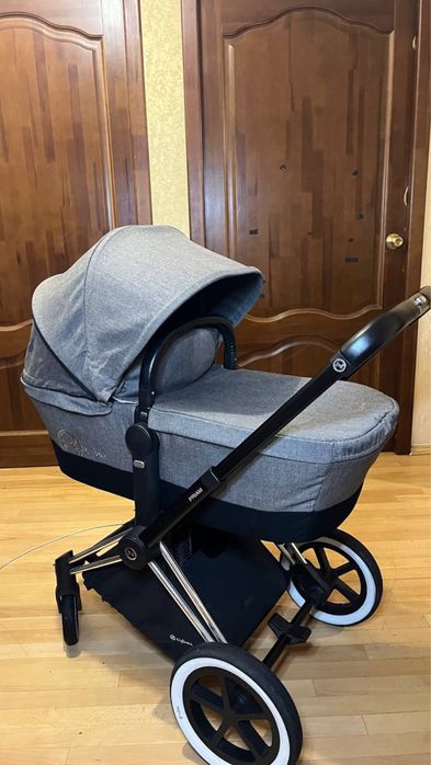Дитяча коляска Cybex Priam Platinum 2в1 в гарному стані