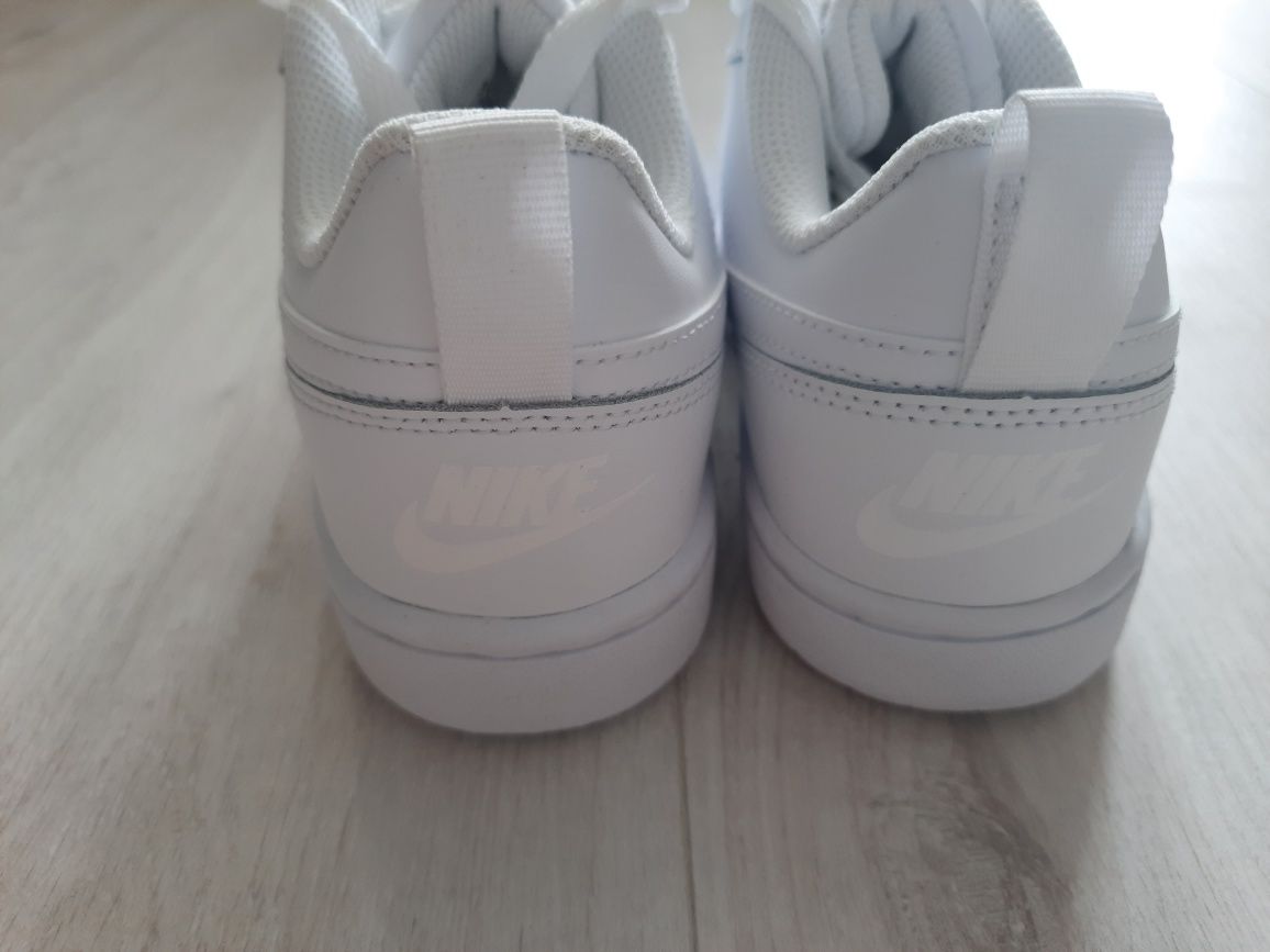 Оригінальні жіночі кросівки  NIKE COURT BOROUGH LOW 2 WHITE BQ5448-100