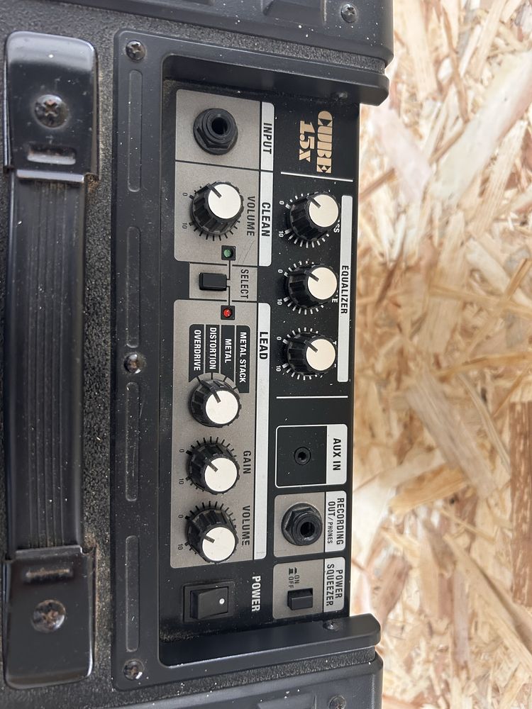Amplificador Roland Cube 15X