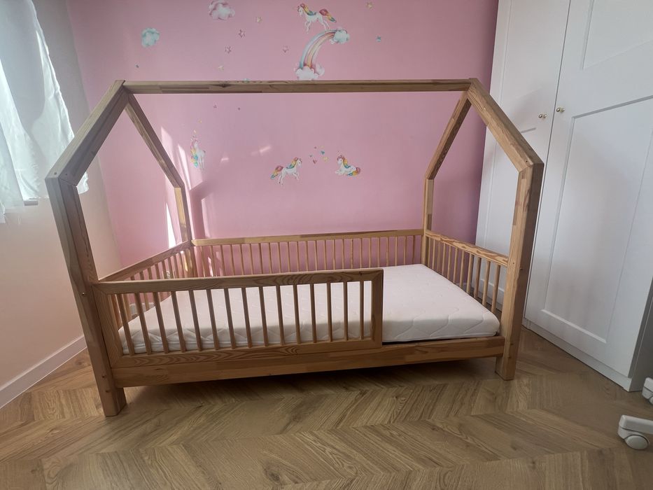 Łóżko domek Pioli 190/100 plus materac piankowy