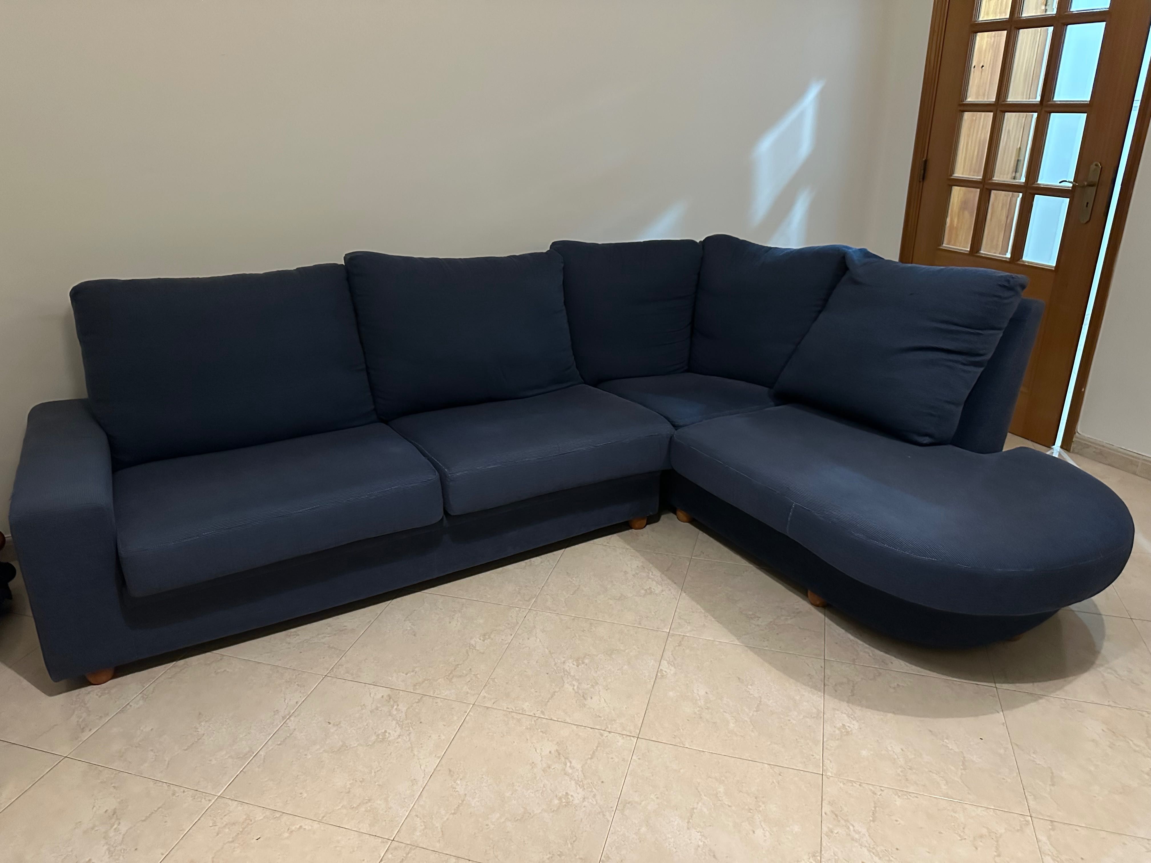 Sofá com Chaise Longue