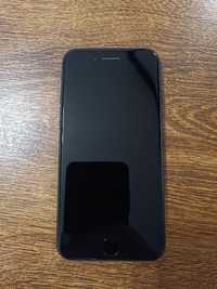 iPhone 7.    32GB