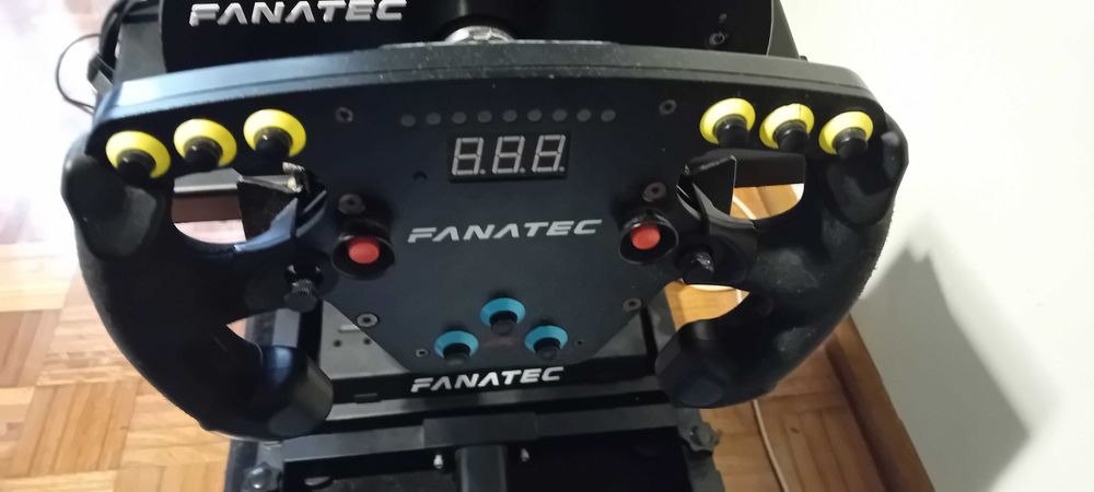 PC PS4 PS5 Fanatec CSL elite + volante F1 + pedais CSL+ playseat F1 X