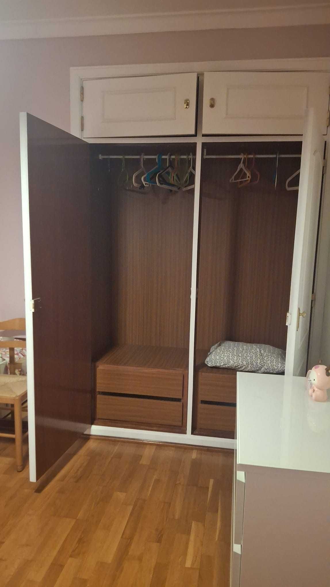 Quarto para Senhora ( Trabalhadora e/ou Estudante) despesas incluídas