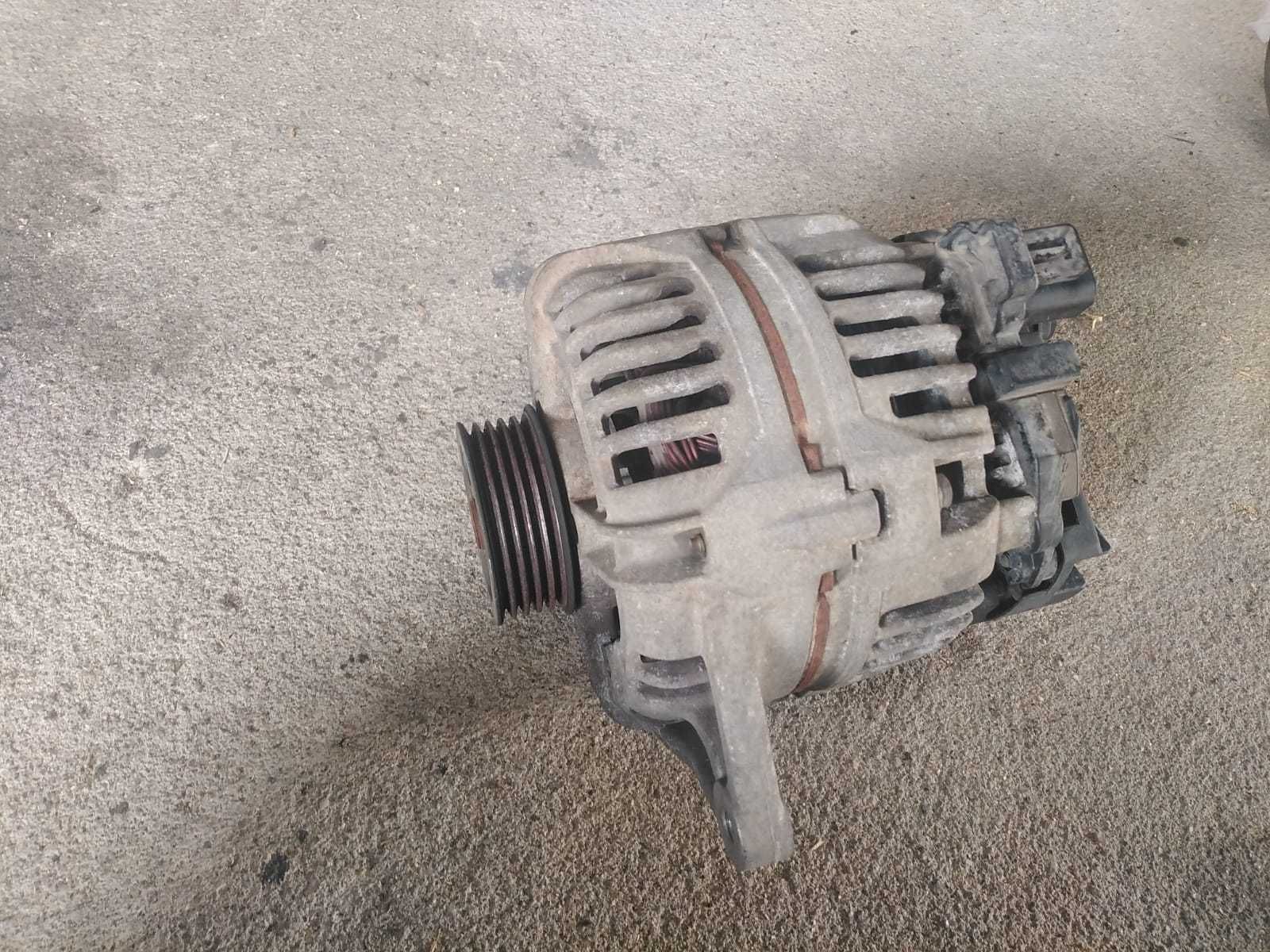 Alternador Mitsubishi Space Star 1.3 a Gasolina de 1999