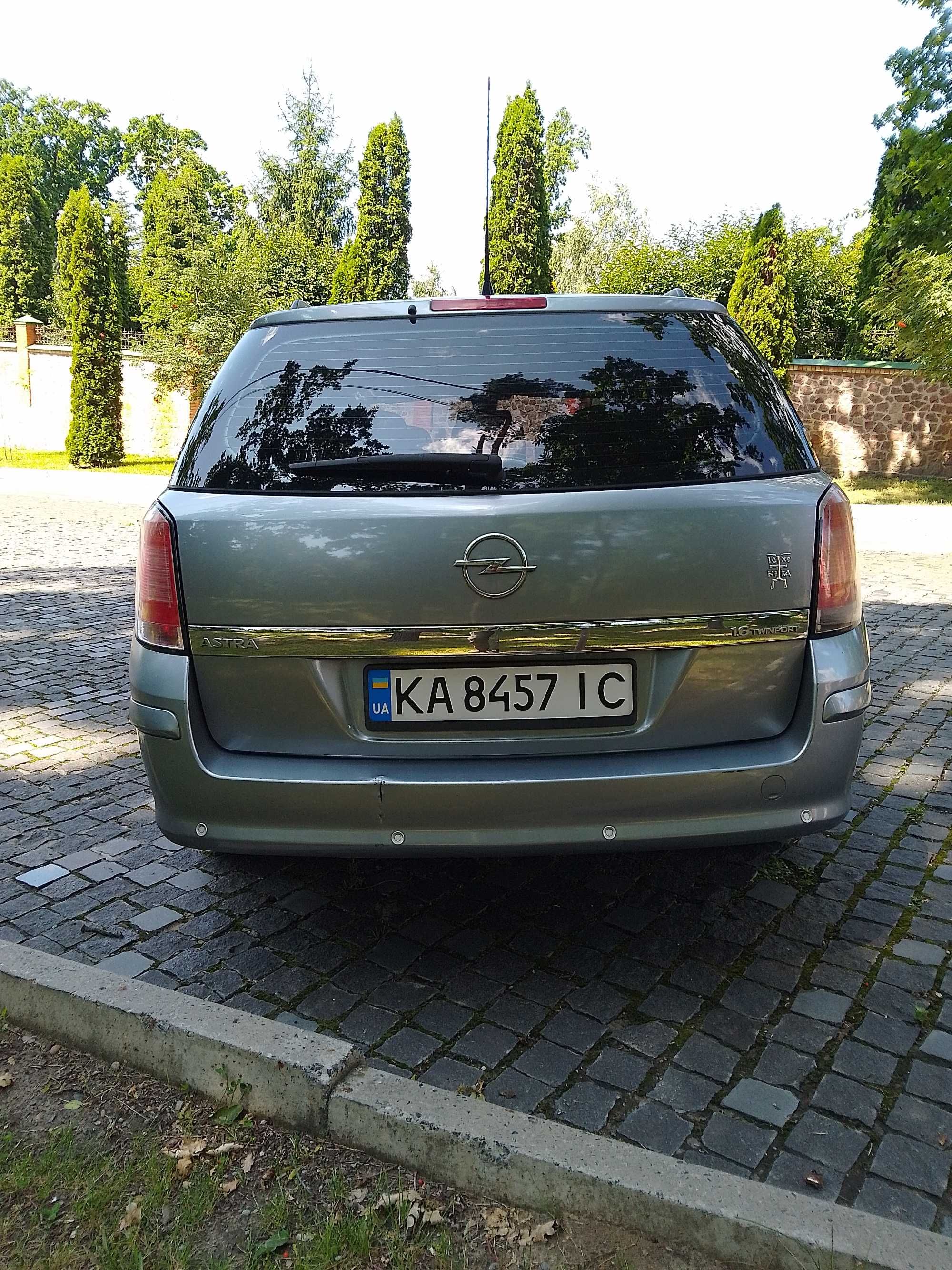 Opel astra H універсал