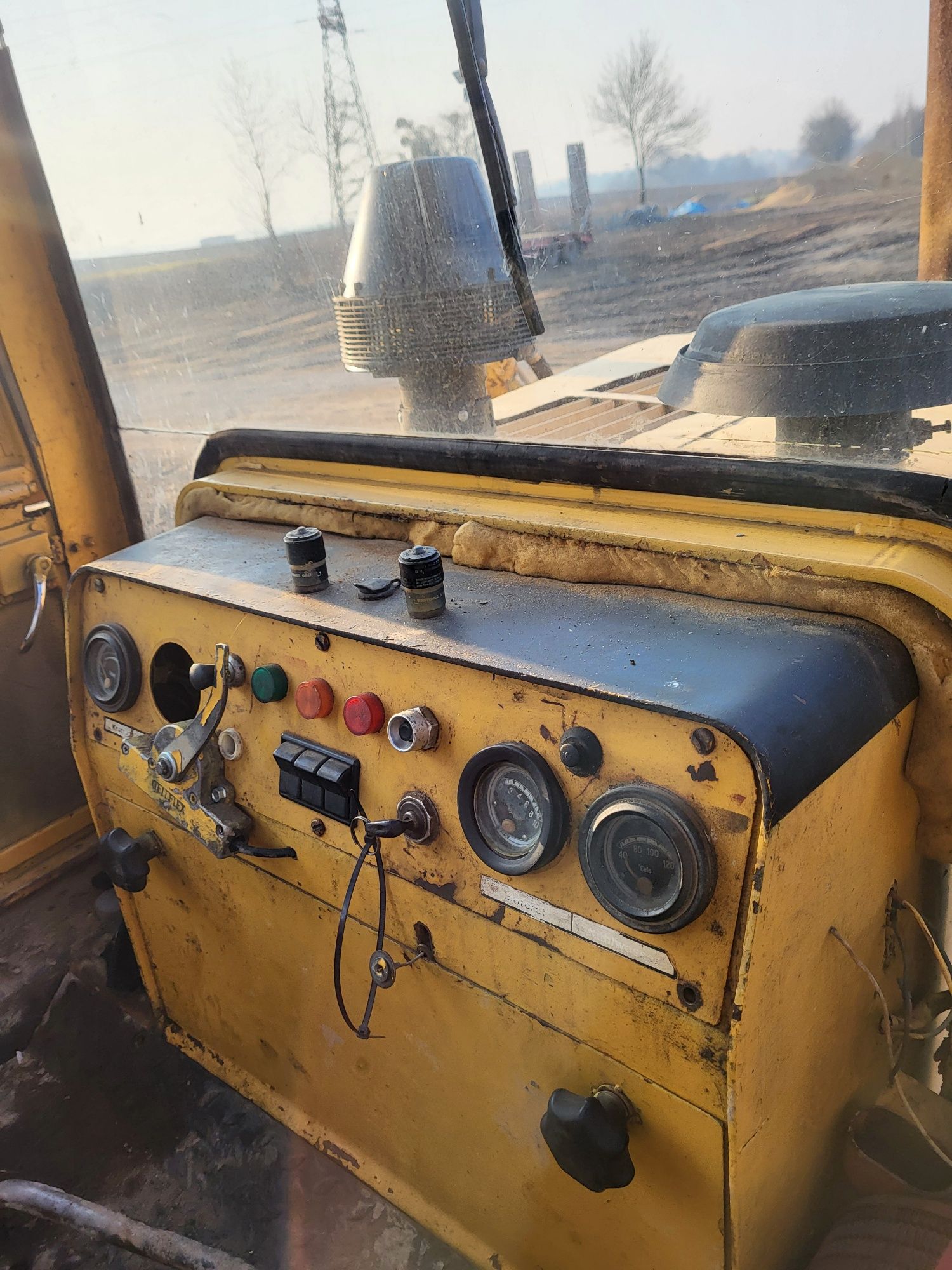 Sprzedam spycharka LIEBHERR 731