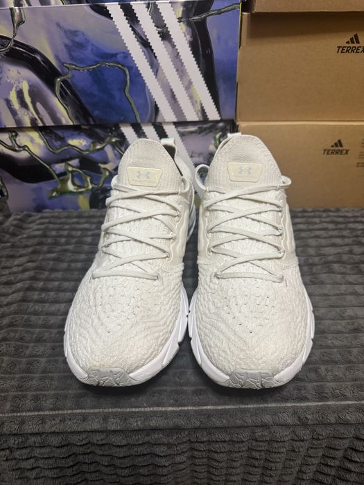 Чоловічі кросівки Under Armour Hovr Phantom 2 44(28см) оригінал