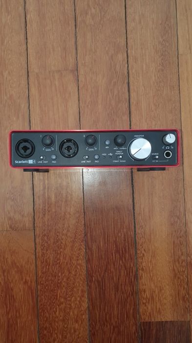 Interfejs Audio Focusrite Scarlett 2i4 2nd  (jak 4i4 solo)
