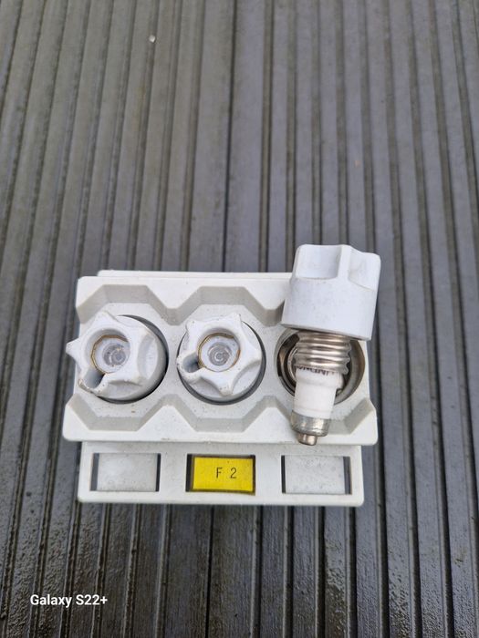 Zabezpieczenie miniaturowe 3x16A na szyne