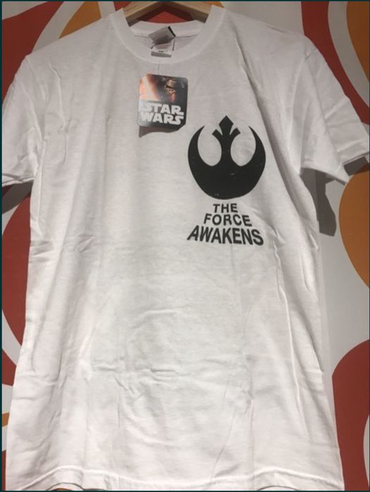 Vários modelos t-shirts Star Wars - BB-8 (Produto novo e embalado)