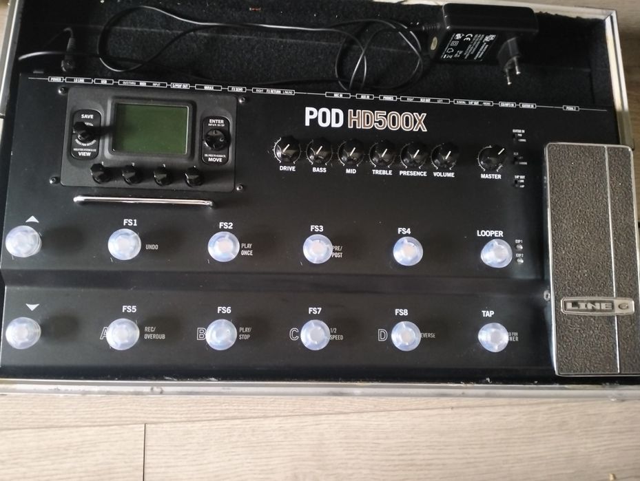 Pedaleira line6 pod hd500x