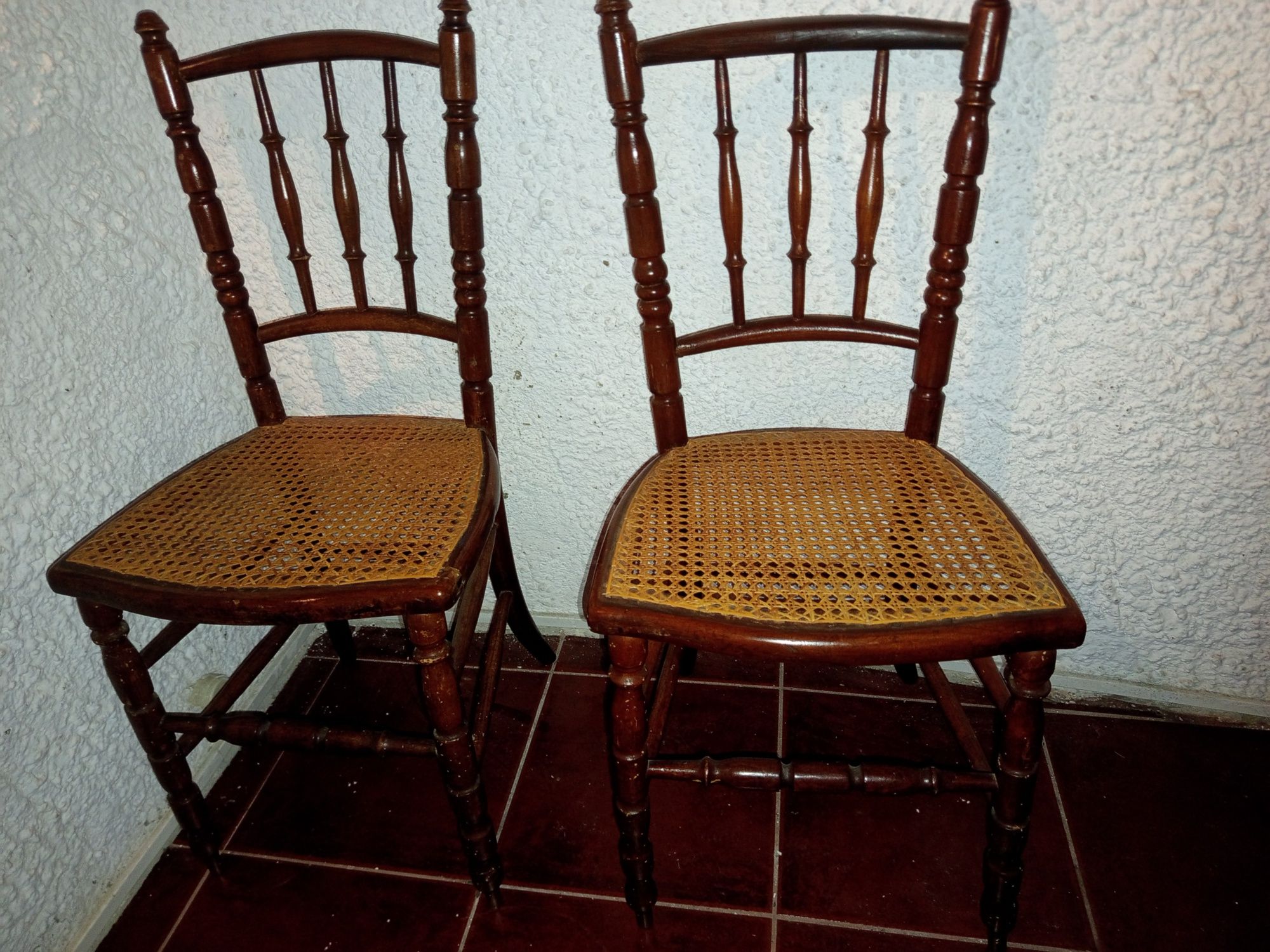 Lote de 5 Cadeiras antigas em madeira