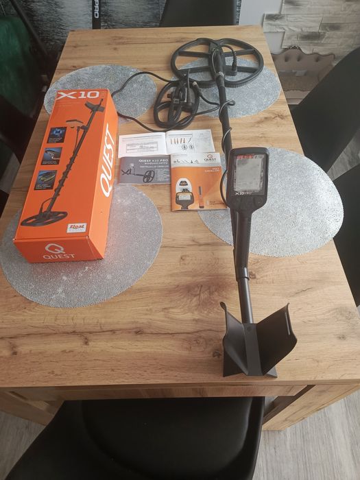 Wykrywacz metali Quest X10 pro