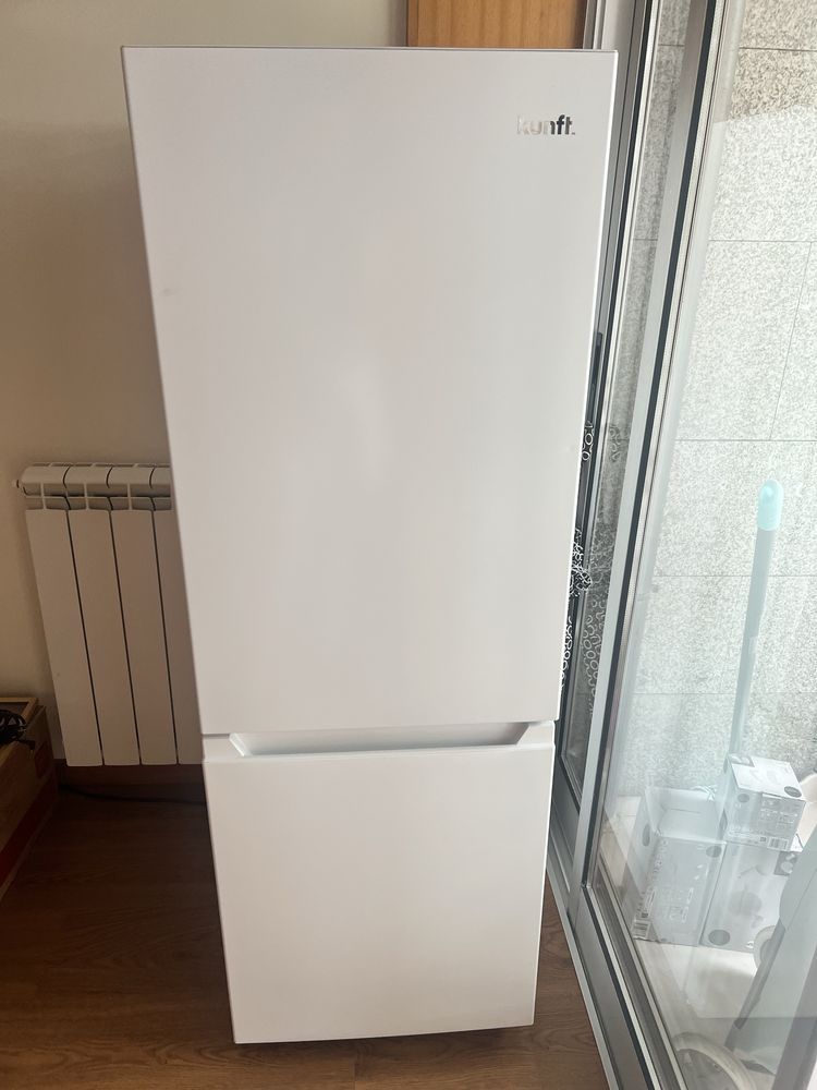Vendo Geladeira por Mudança – Em Perfeito Estado!