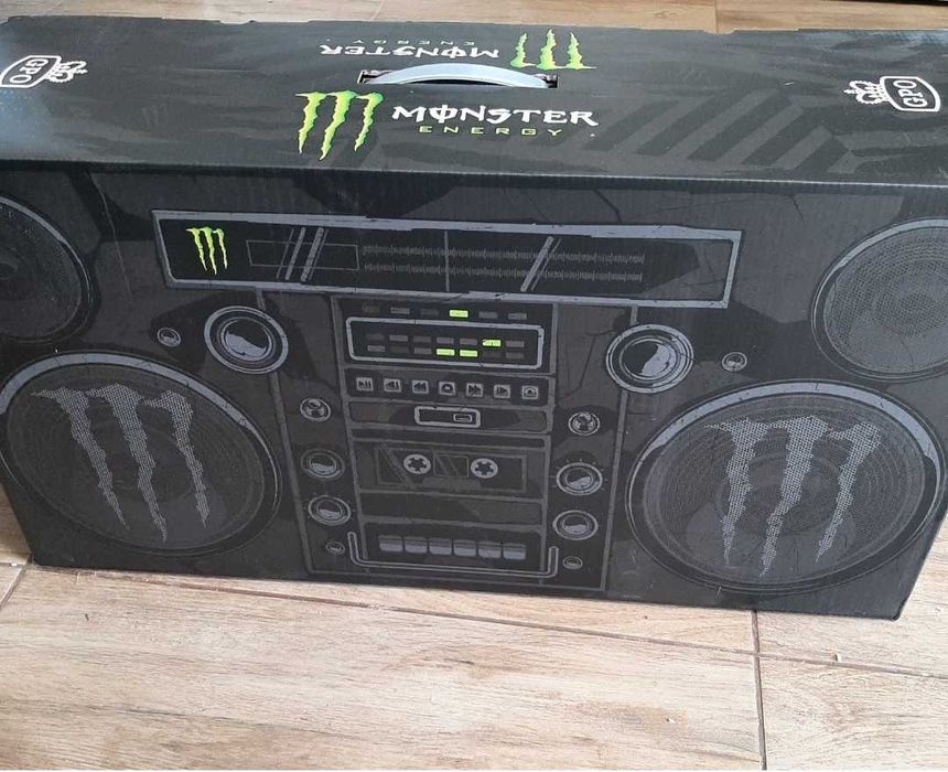 Boombox Monster Energy - Aparelhagem em Caixa - NOVA