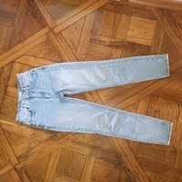 Jasno-niebieskie jeansy Zara 32