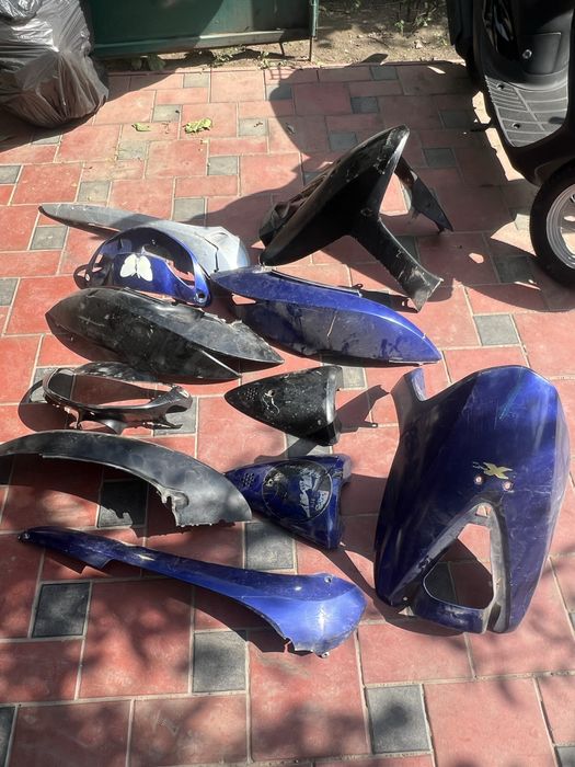 Не дорого запчастинина yamaha jog36,пластик на хонду 62,68,27,28,34!