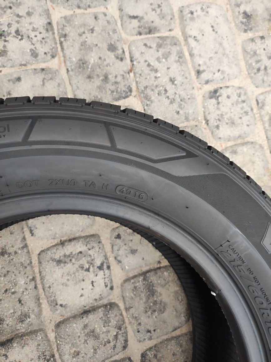 215.60.16c Dwie opony Hankook Vantra LT