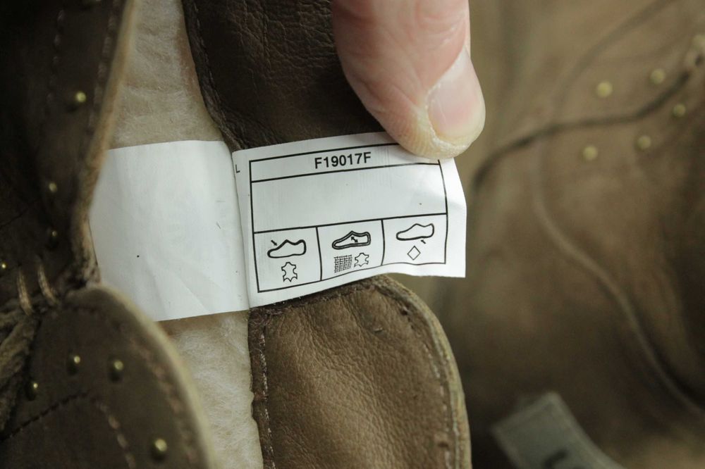 Шикарні Шкіряні уги черевики UGG Cindy Tassle ОРИГІНАЛ Розмір 38