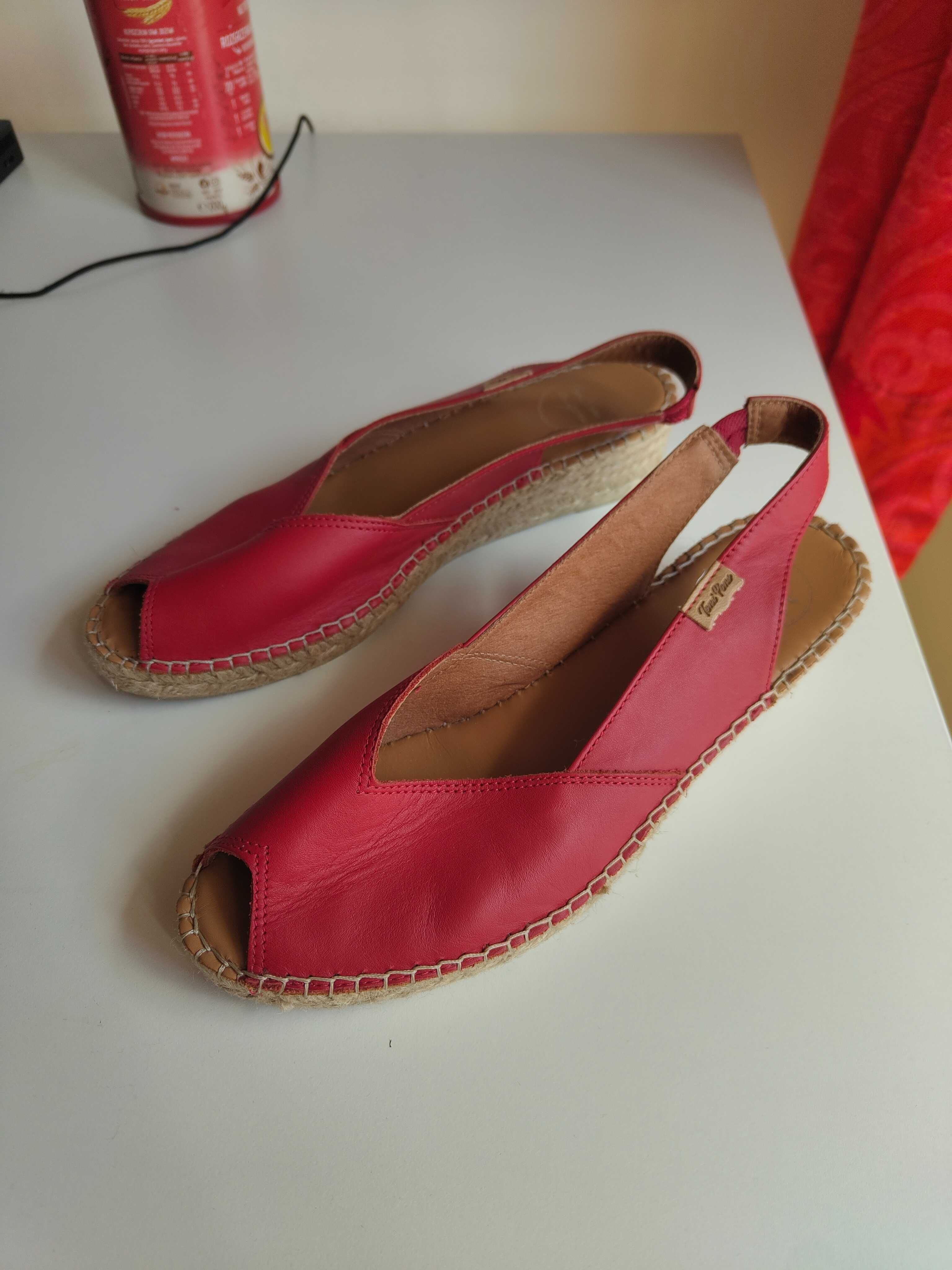 Czerwone espadryle damskie skórzane