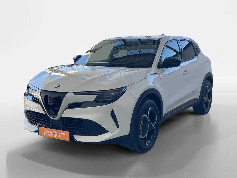 Alfa Romeo Junior 1.2 Speciale eDCT6