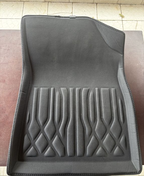 Комплект оригинальных ковриков BYD