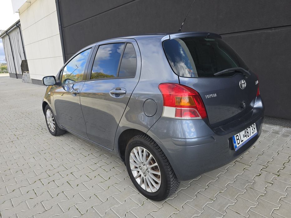 Toyota Yaris 1.33 lift niski przebieg