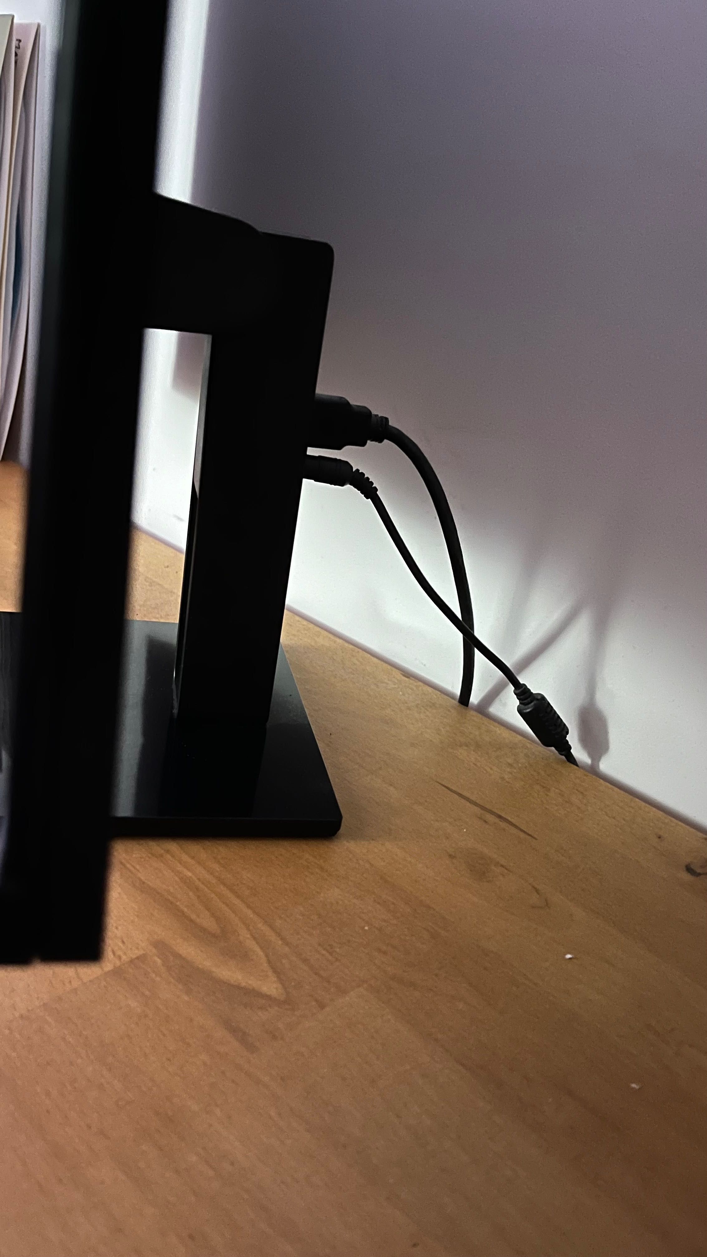Monitor AOC 24V2Q Dla graczy