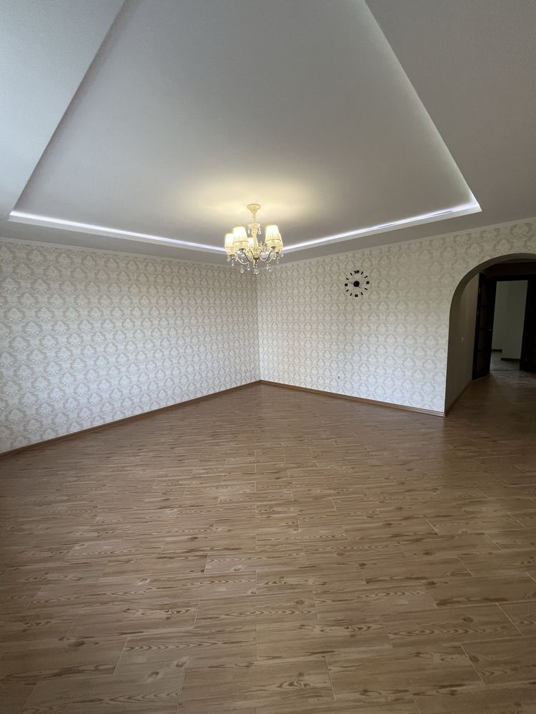3к квартира новобуд бл. Старе місто