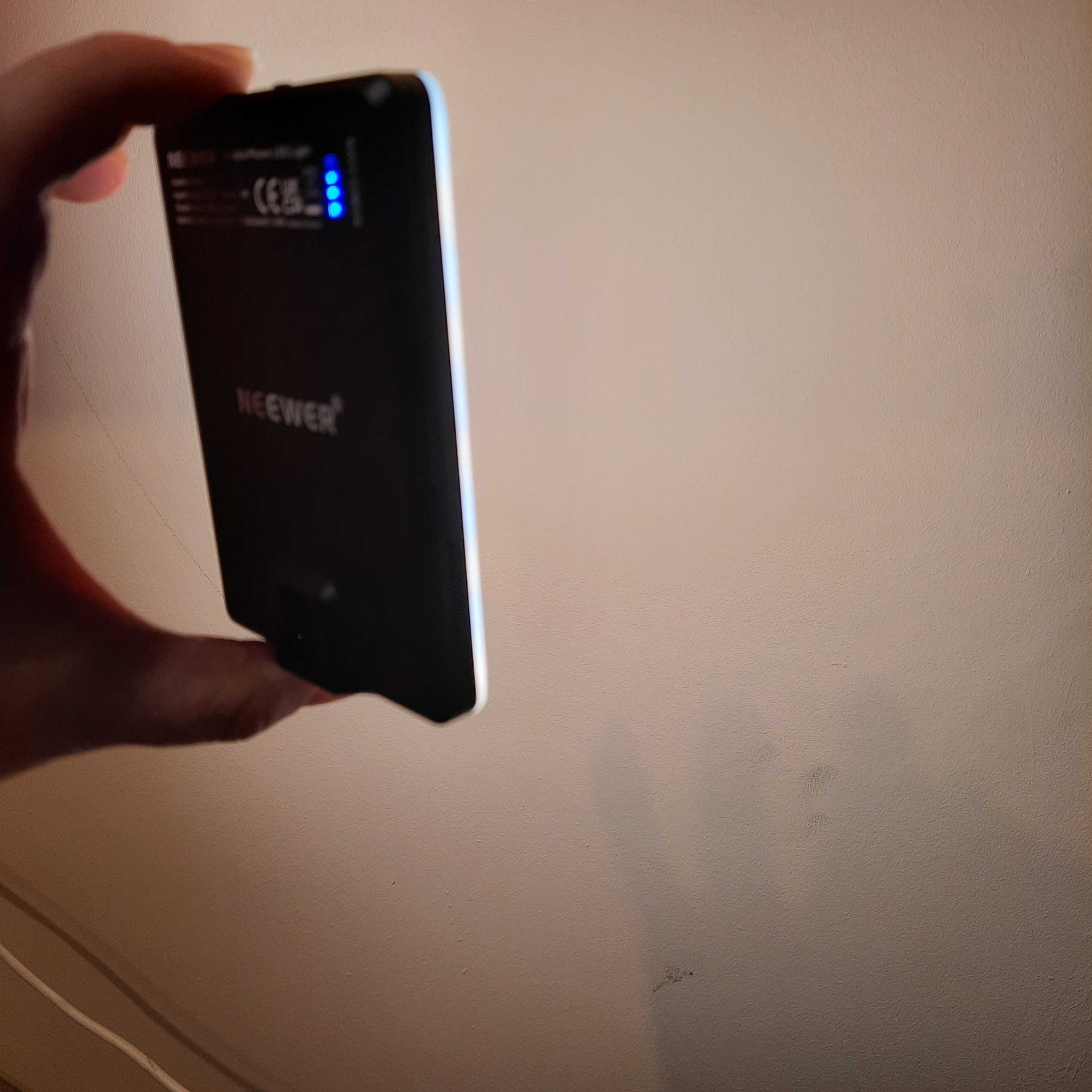 Lampa do telefonu komórkowego WIDEO LED 3 tryby świecenia bateria 2000