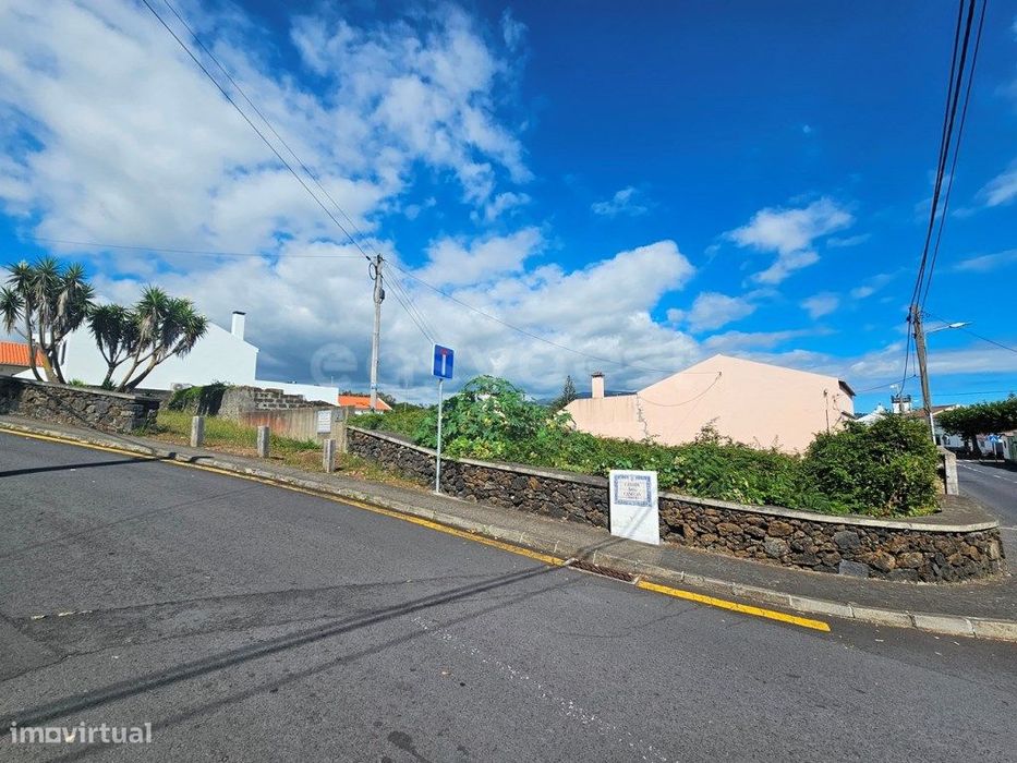 Lote único com projeto aprovado na Atalhada, Lagoa, na ilha de São ...