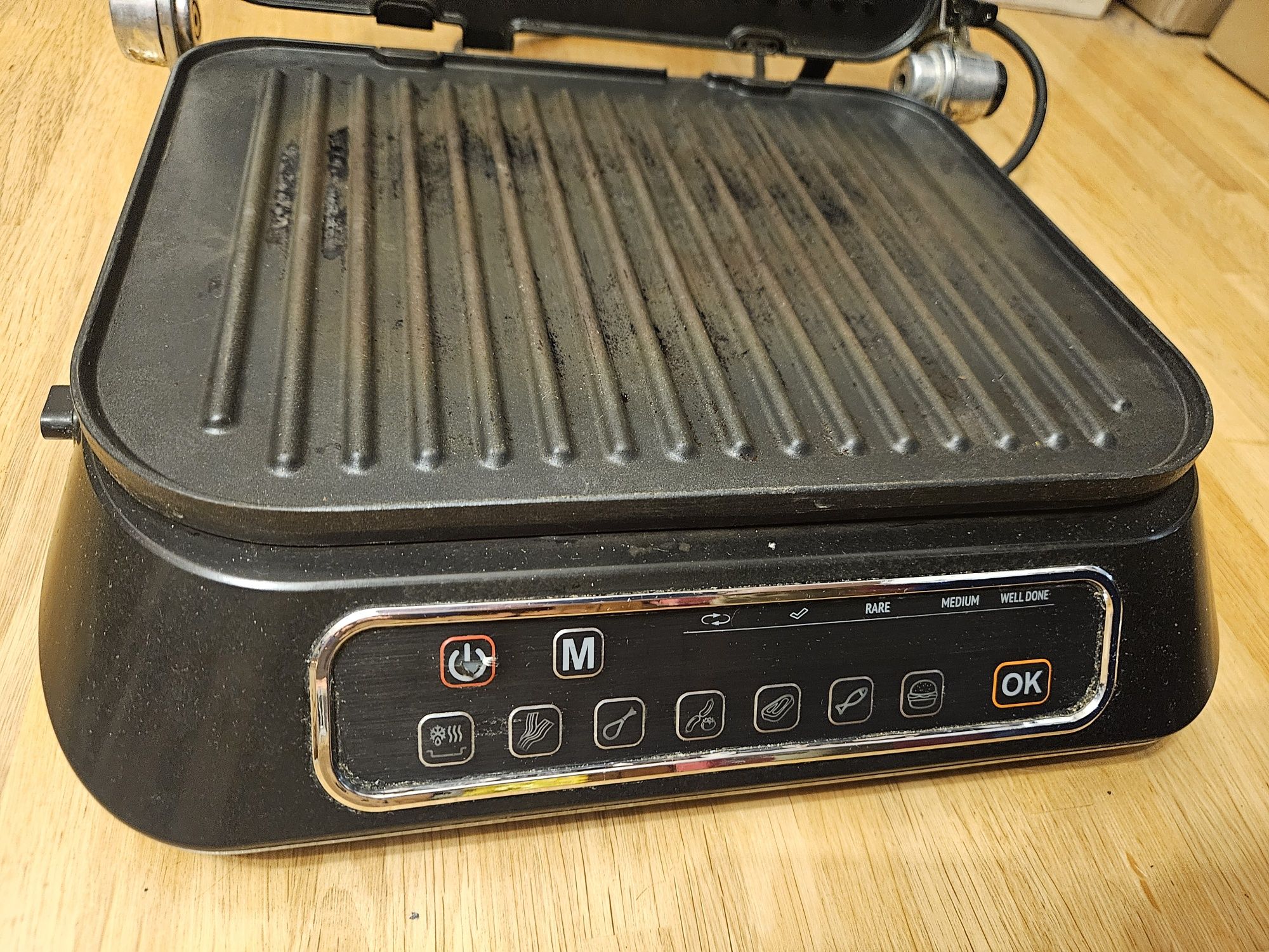 grill opiekacz Redmond RGM-806P