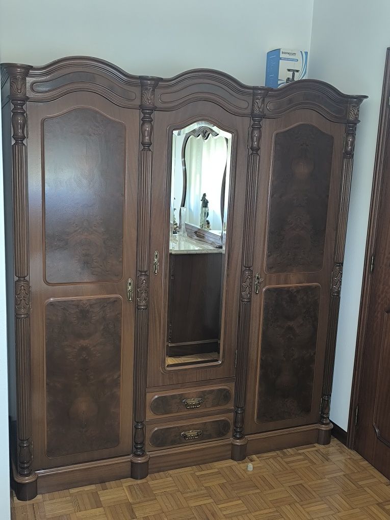 Mobília de Quarto completo de nogueira
