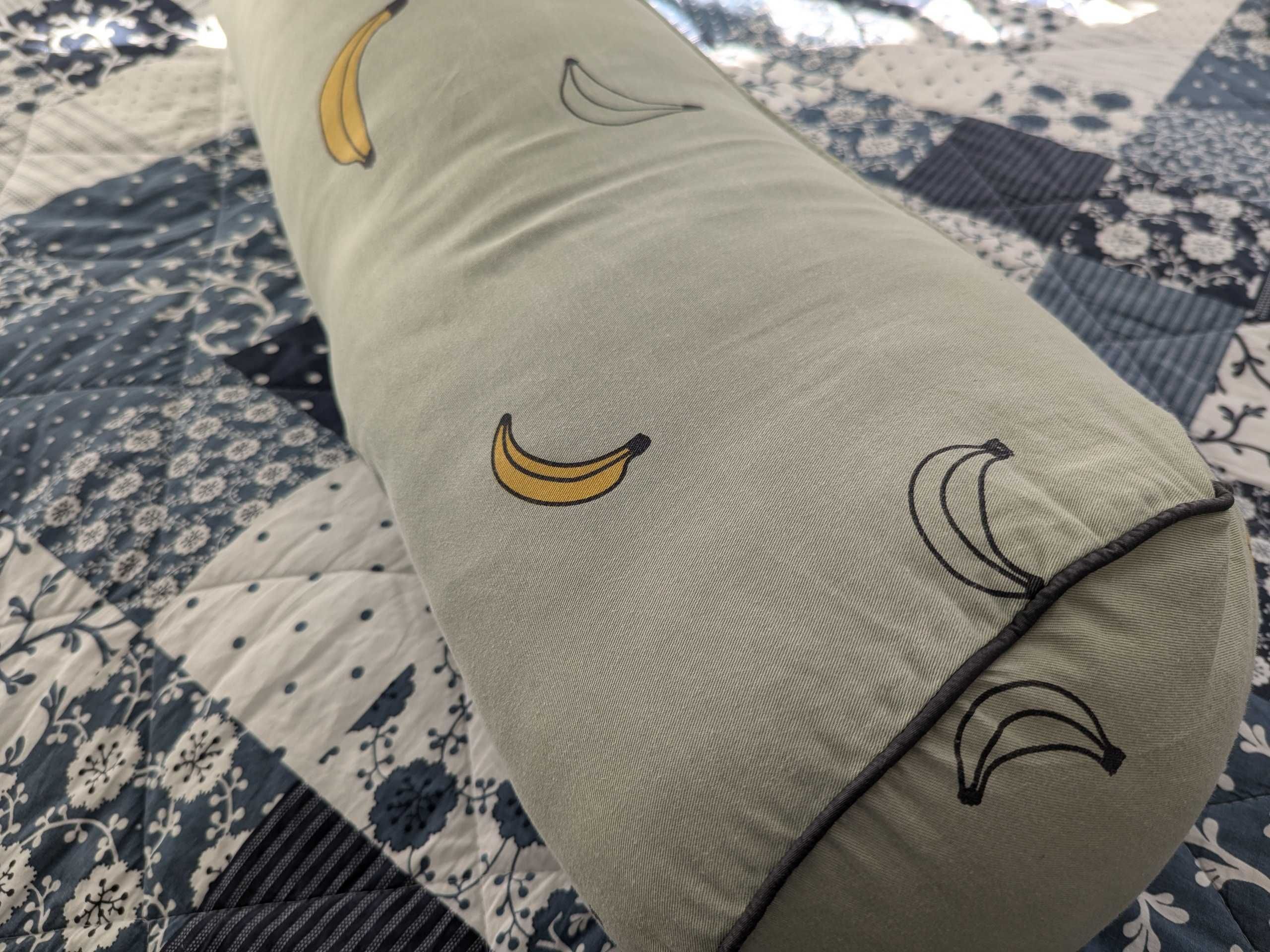 Poduszka dziecięca w banany (IKEA VANKRETS)