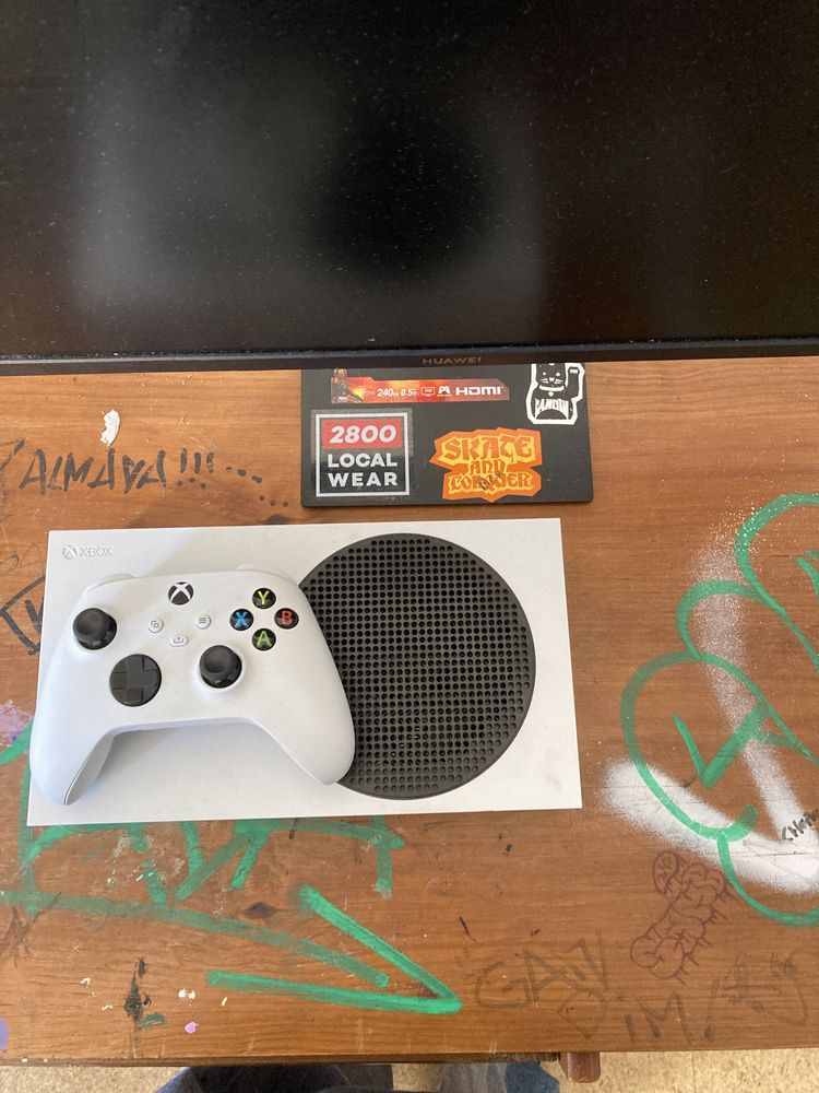 Xbox series s 512Gb e monitor huawei